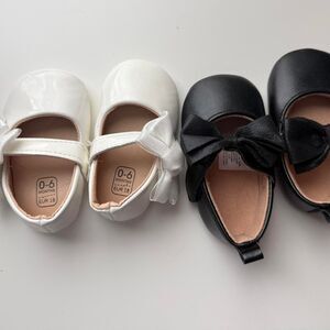 Bundle of 2 Baby Bow Dress Shoes White & Black Size 0–6 Months